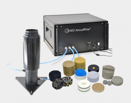 Strömungswiderstandsmessgerät AED 300 - AcoustiFlow® zur messtechnischen Bestimmung des Strömungswiderstands von offenporigen Materialien