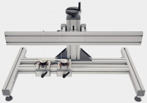 Test setup for measurement of modulus of elasticity according to DIN EN ISO 6721-3