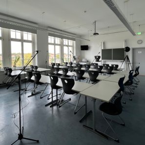 Messung der Nachhallzeit im Unterrichtsraum einer Schule