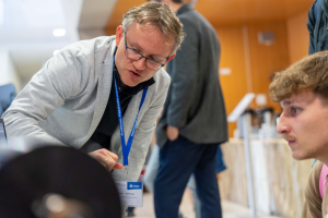 1. Mittweida Akustik-Kolloquium - Vorstellung der Gesellschaft für Akustikforschung Dresden mbH gegenüber aktiven Studierenden der Studiengänge "Audio and Acoustical Engineering" (B.Eng.) und "Ingenieurakustik" (M.Sc.) der Hochschulen Mittweida und München